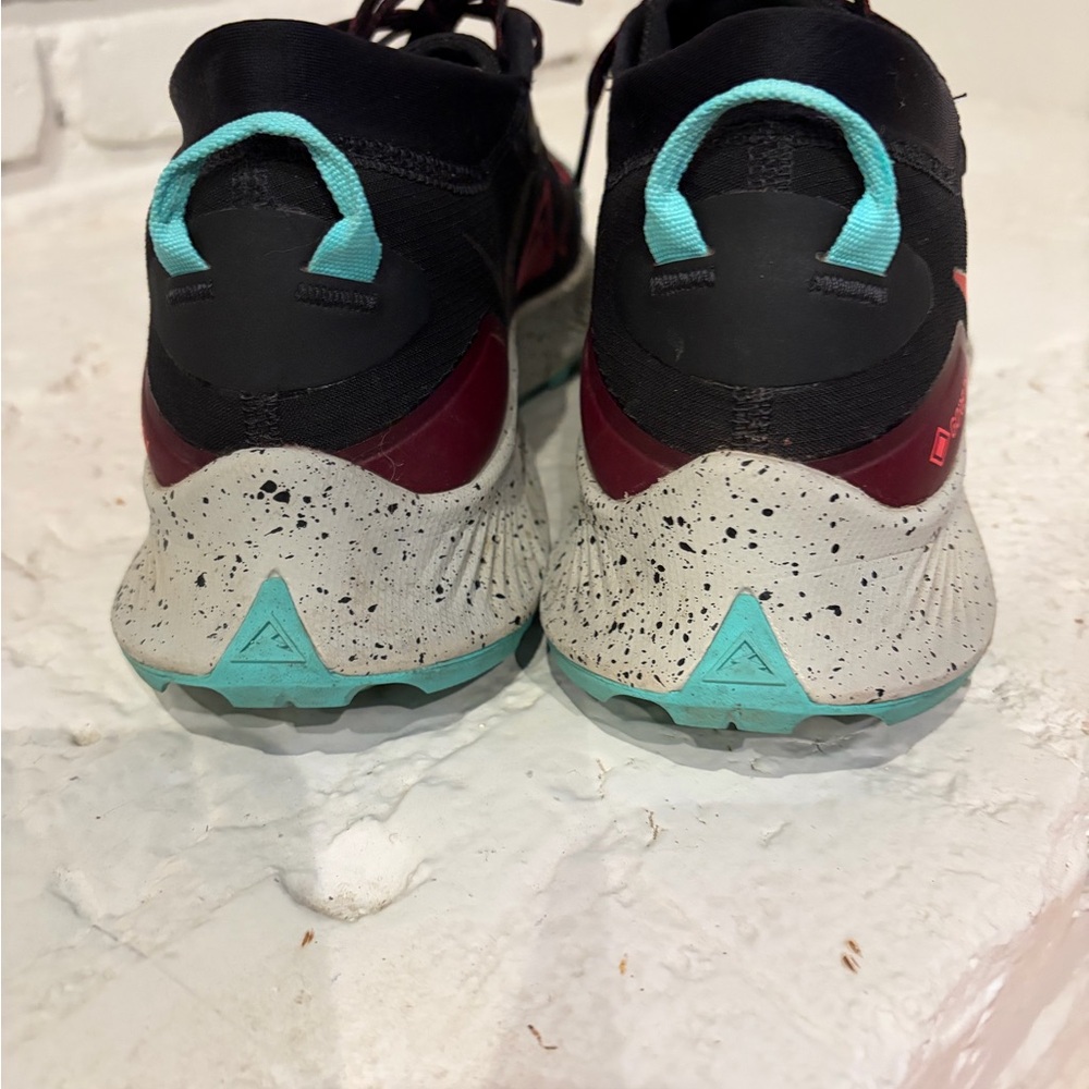 Nike Pegasus Trail 3 GTX 'Black Bright Crimson' - Picture 3 of 6